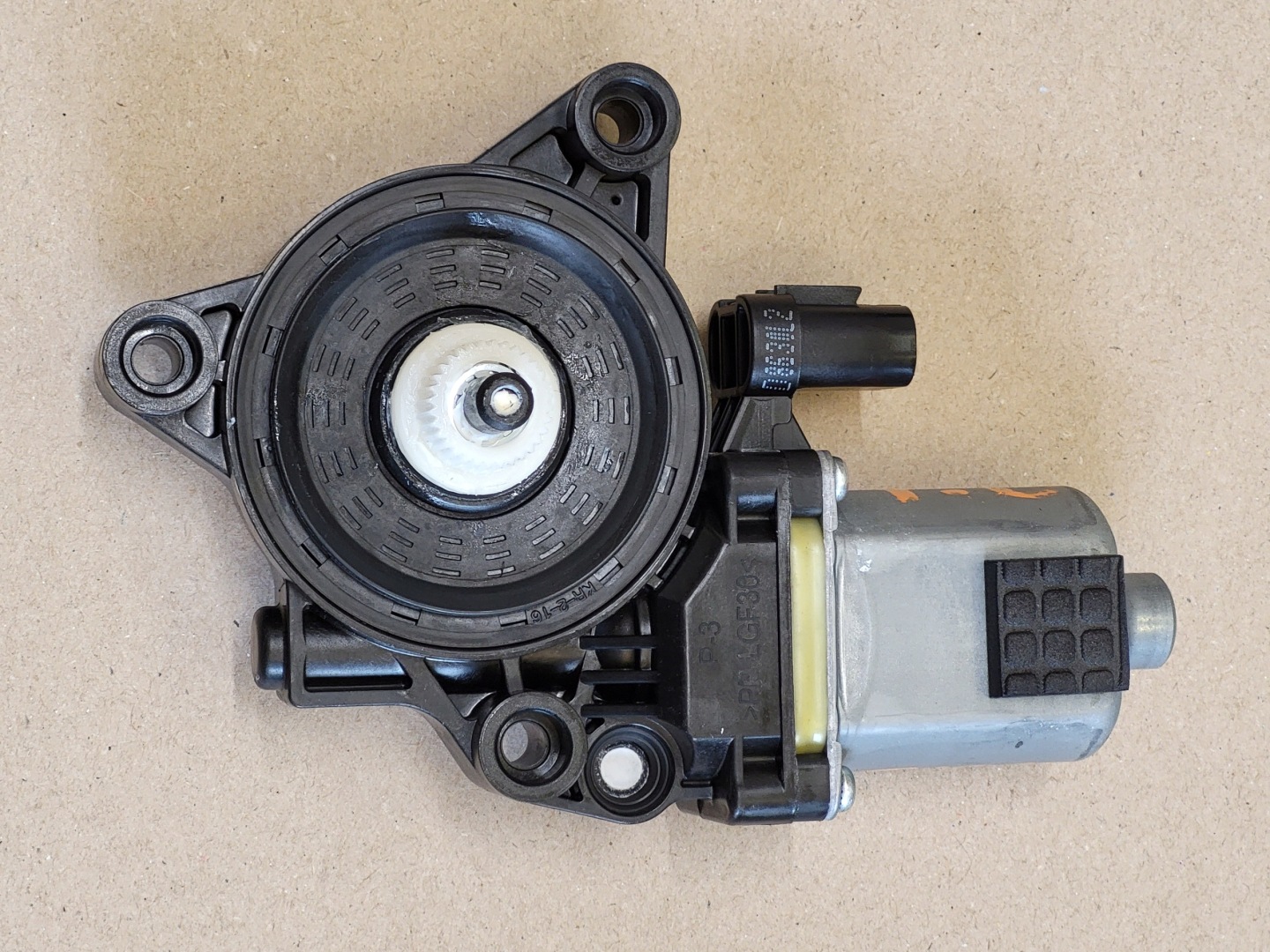 mini motor module windows right rear part HYUNDAI TUCSON III 3 TL 83460D7000 OE EU