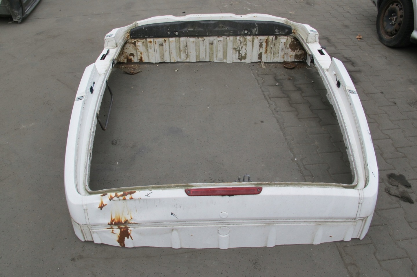 CRAFTER and 2E SPRINTER 906 rear panel pillar right left