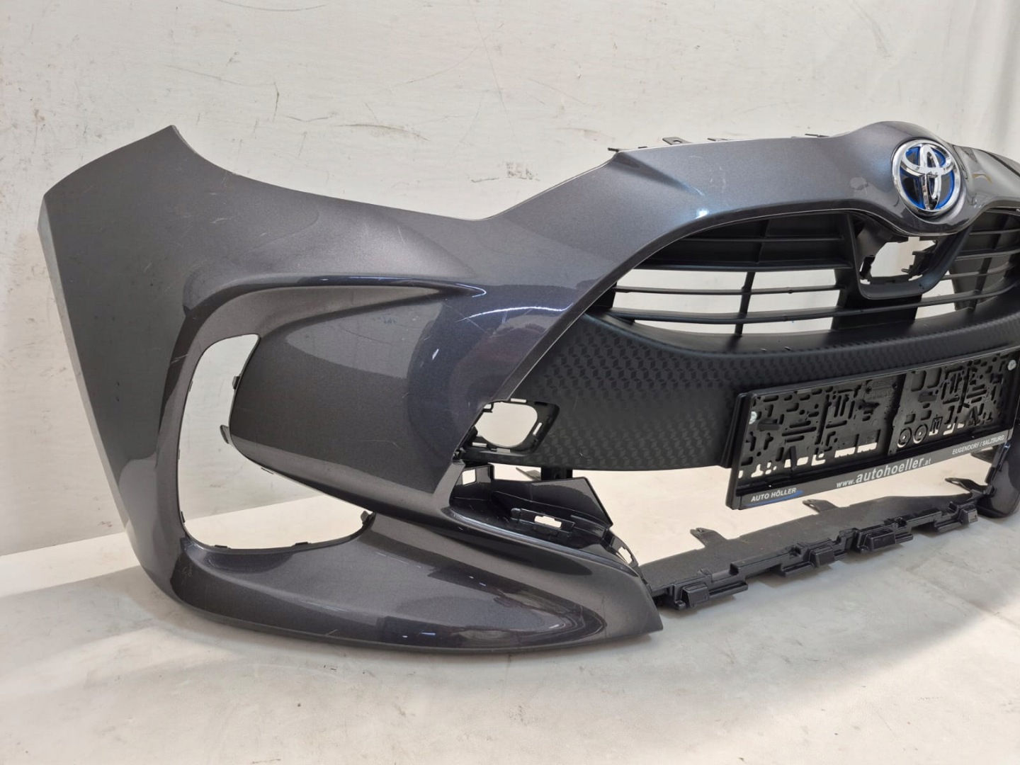 TOYOTA YARIS IV 4 20-> bumper front front