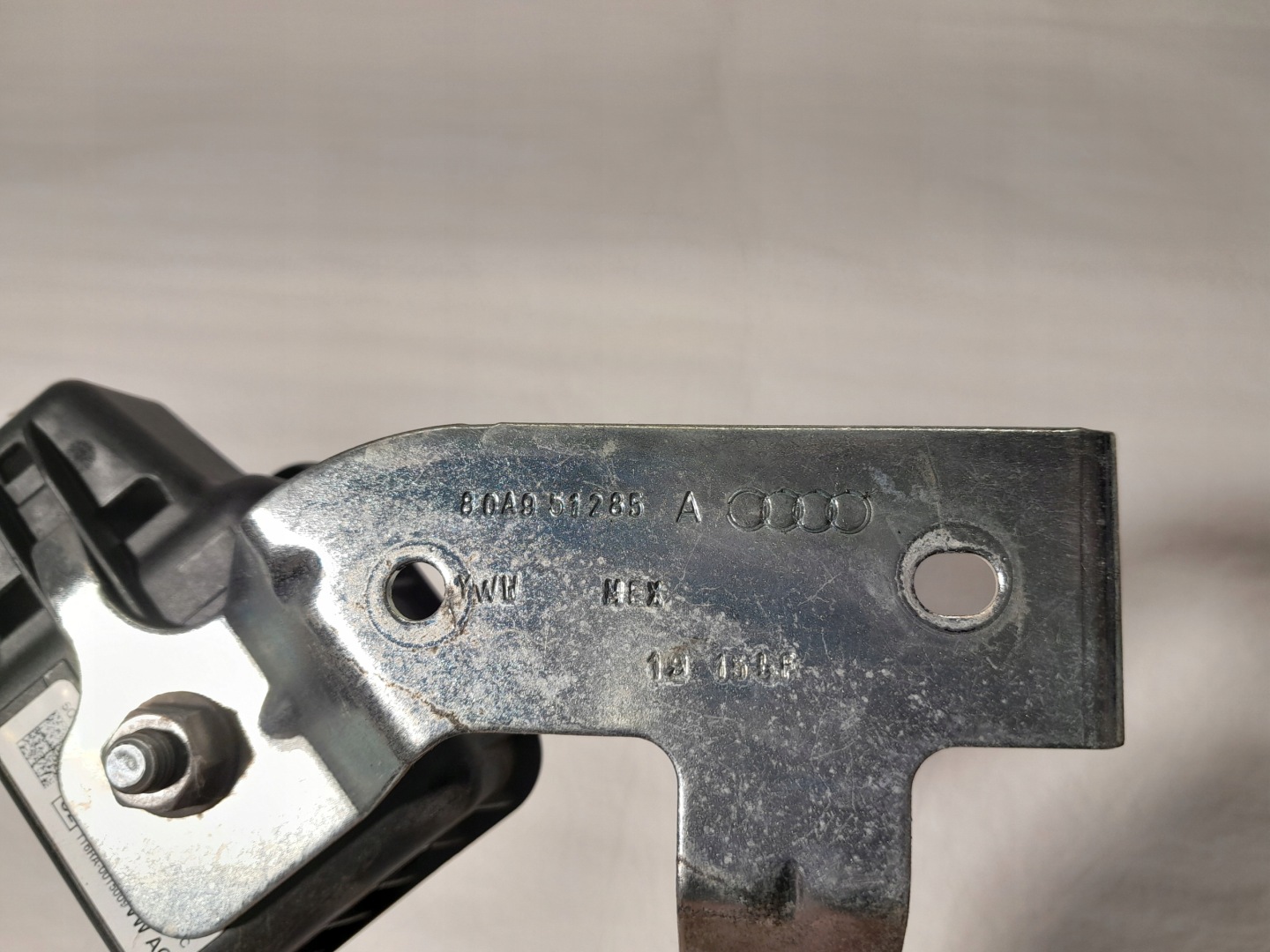 AUDI Q5 II 80A SYRENA 80A951285A