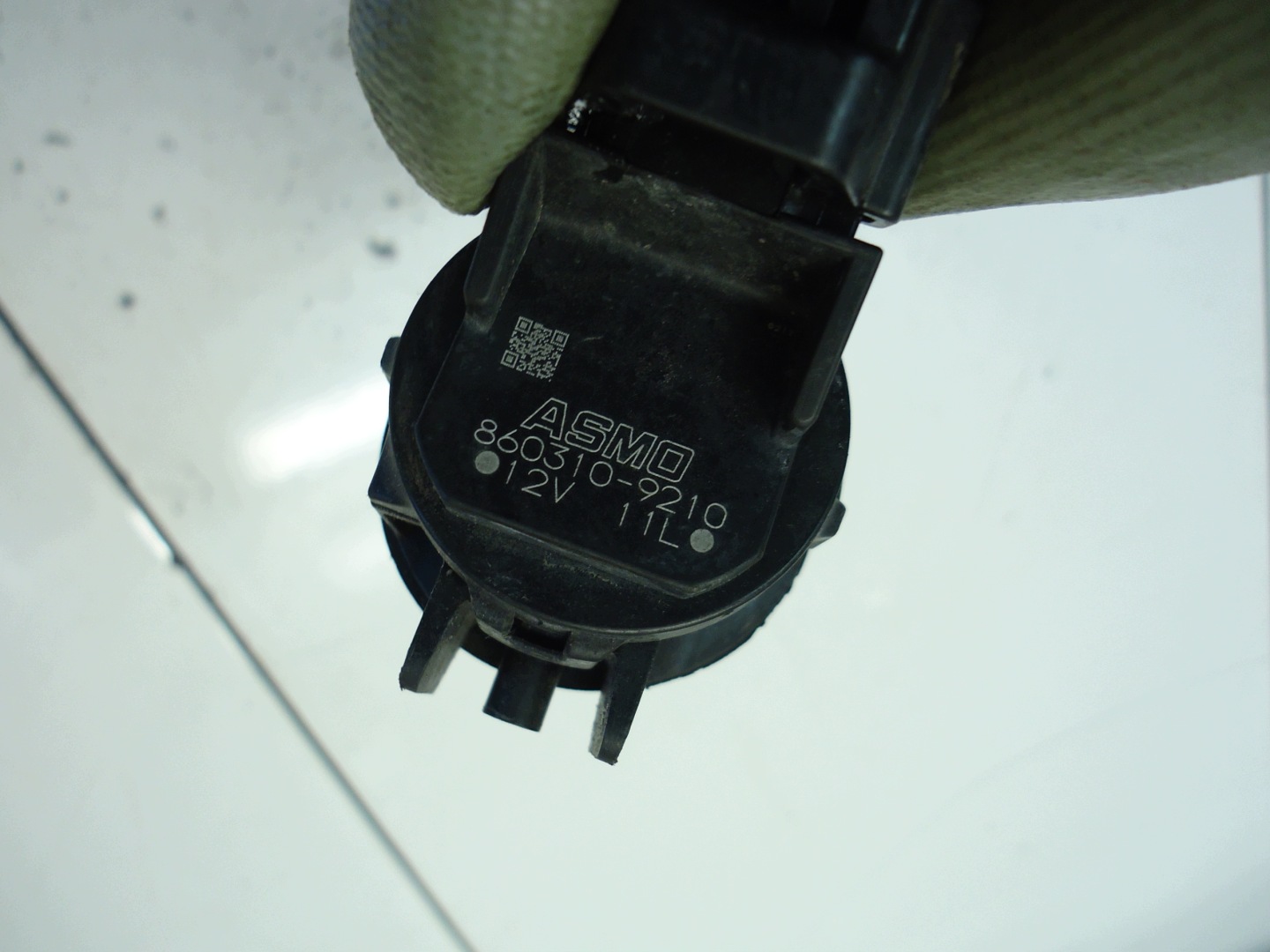 MAZDA CX-5 pump tank washers 860310-9210