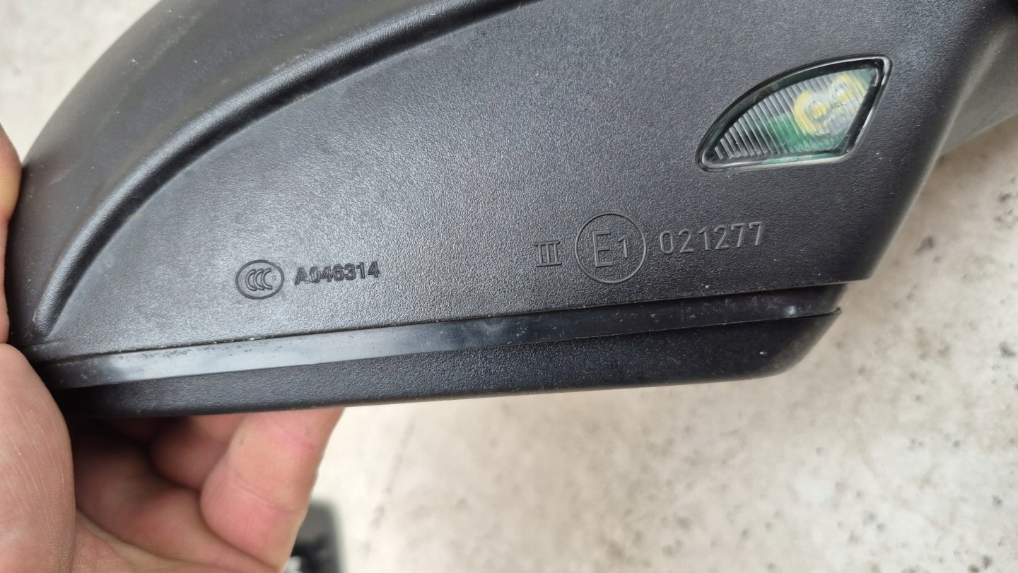 VW GOLF VII 7 12-20 mirror front front right