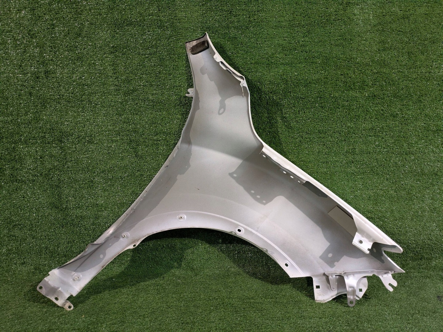 fender front left front NISSAN JUKE and LIFT NR.173