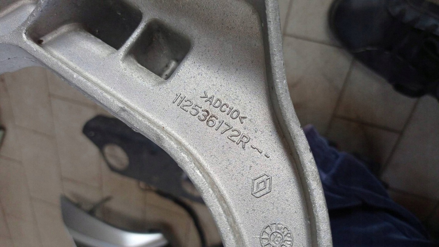 Boîte vitesse montage support patte Support Support Engrenage Renault Kadjar 112536172R