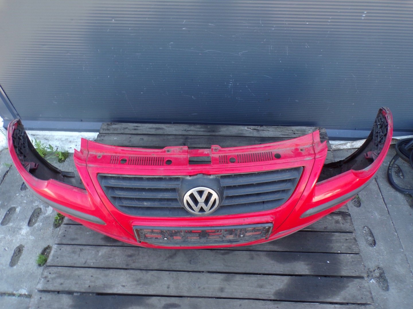 front bumper front VOLKSWAGEN POLO 9N LIFT