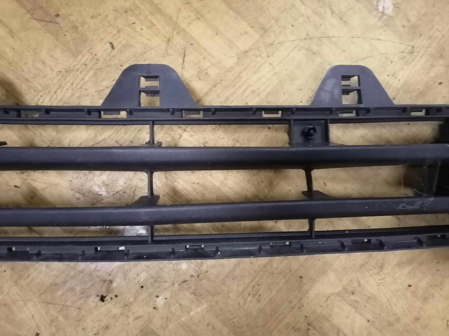 OPEL MERIVA A Lüftungsgitter mitte der Stoßstange 13184267