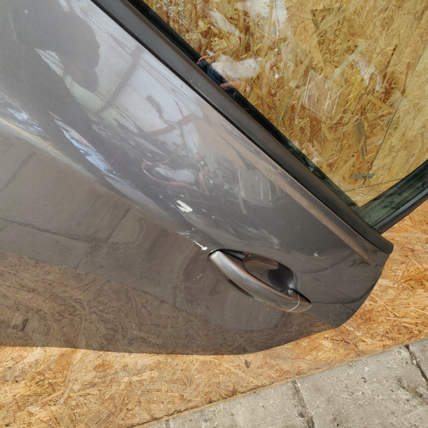 door rear. rear part left PEUGEOT 2008 and complete