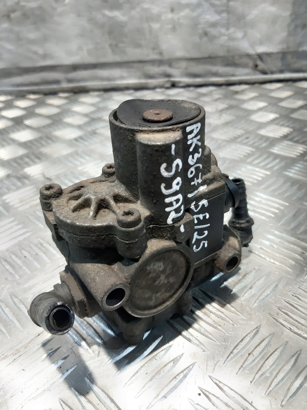 IVECO EUROCARGO 02-15 Sensor MODULATOR ABS 4721950160