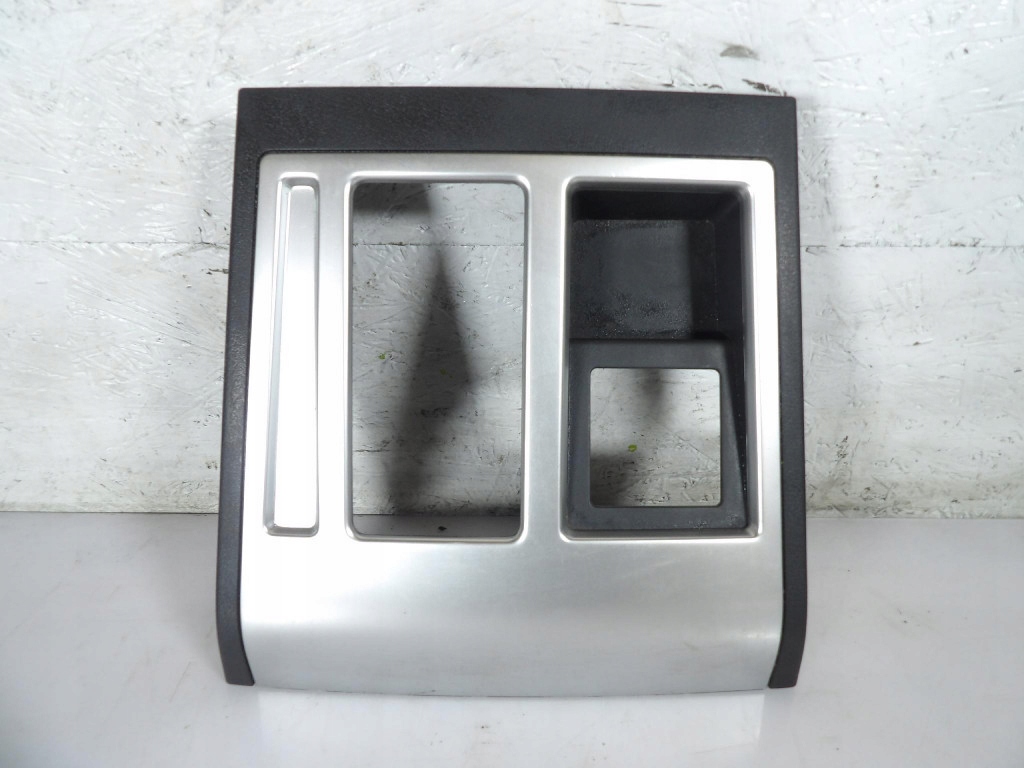 DODGE NITRO kryt kulisy P1EF521DVAC