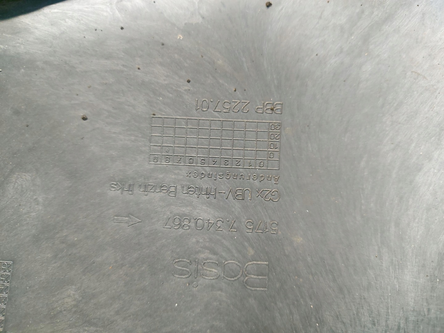 BMW G20 330e Blende Abdeckung Unterfahrschutz links heck 7340867