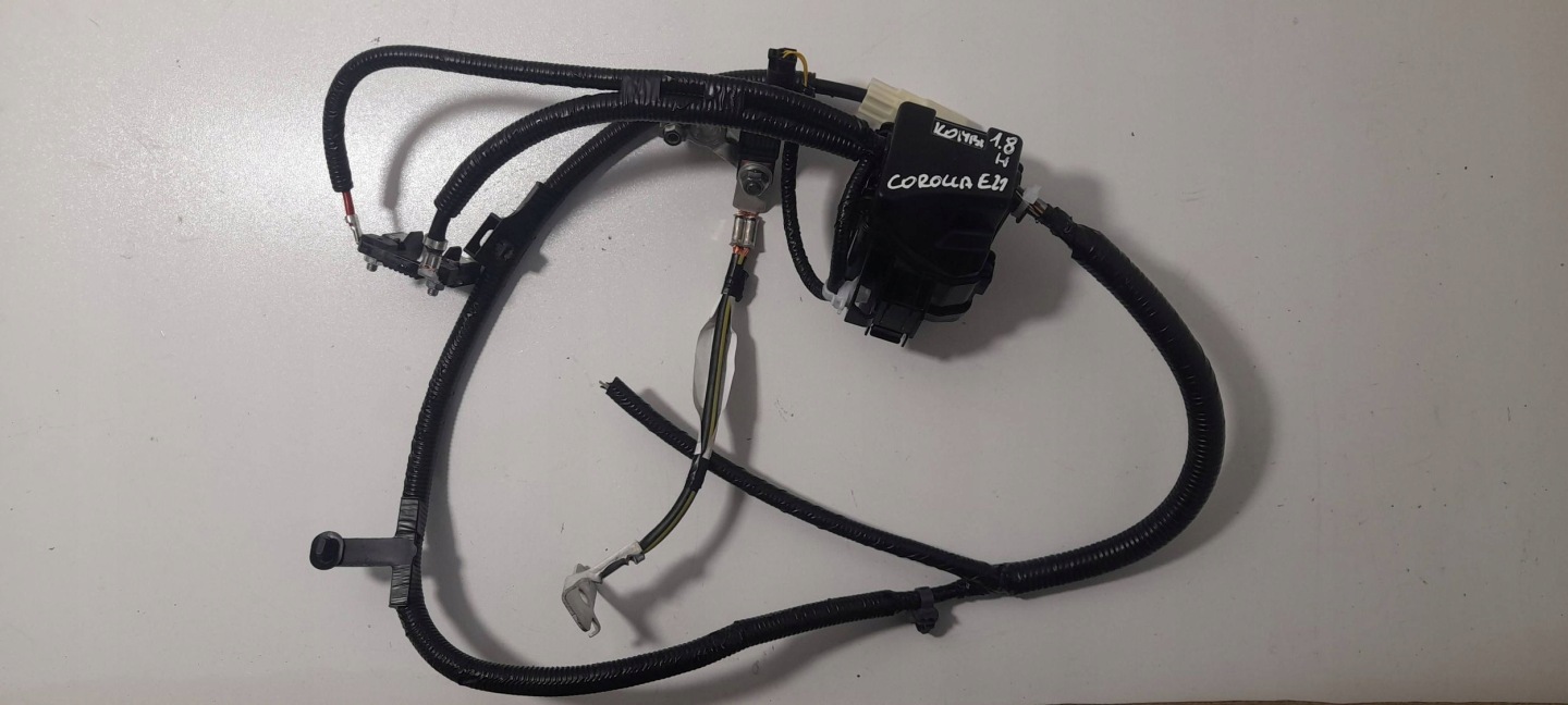 Toyota Corolla E21 Kombi bundle pyrotechnic clamp 288500Y020 (CR1)