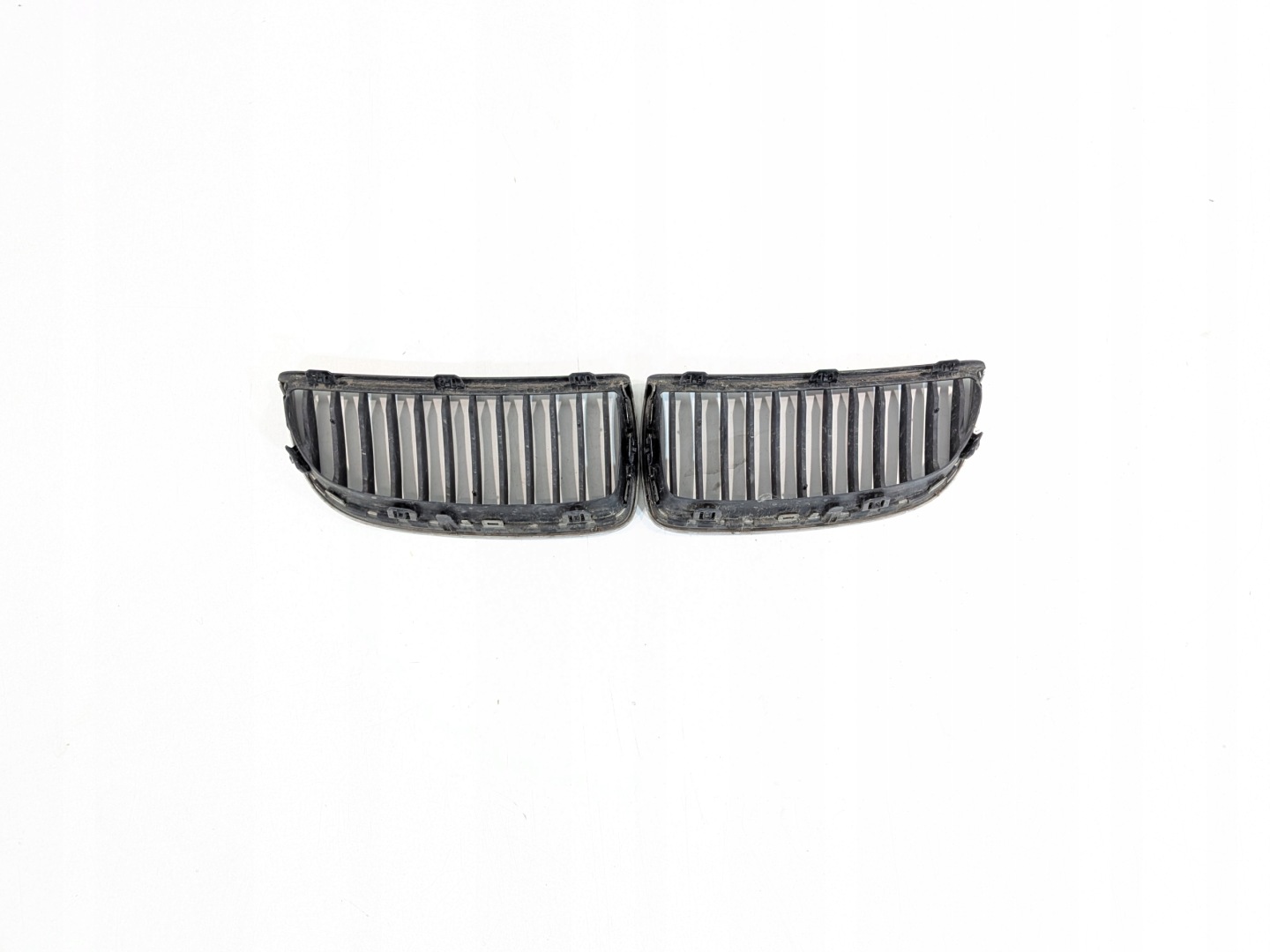 grille ZASLEPKI kidney grilles right left BMW 3 E90 05-11