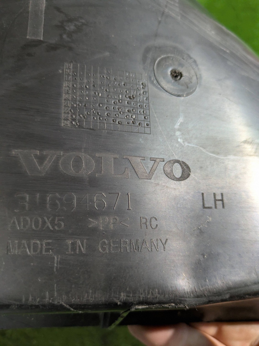 mudguard left front VOLVO S90 V90 16- NR.N179
