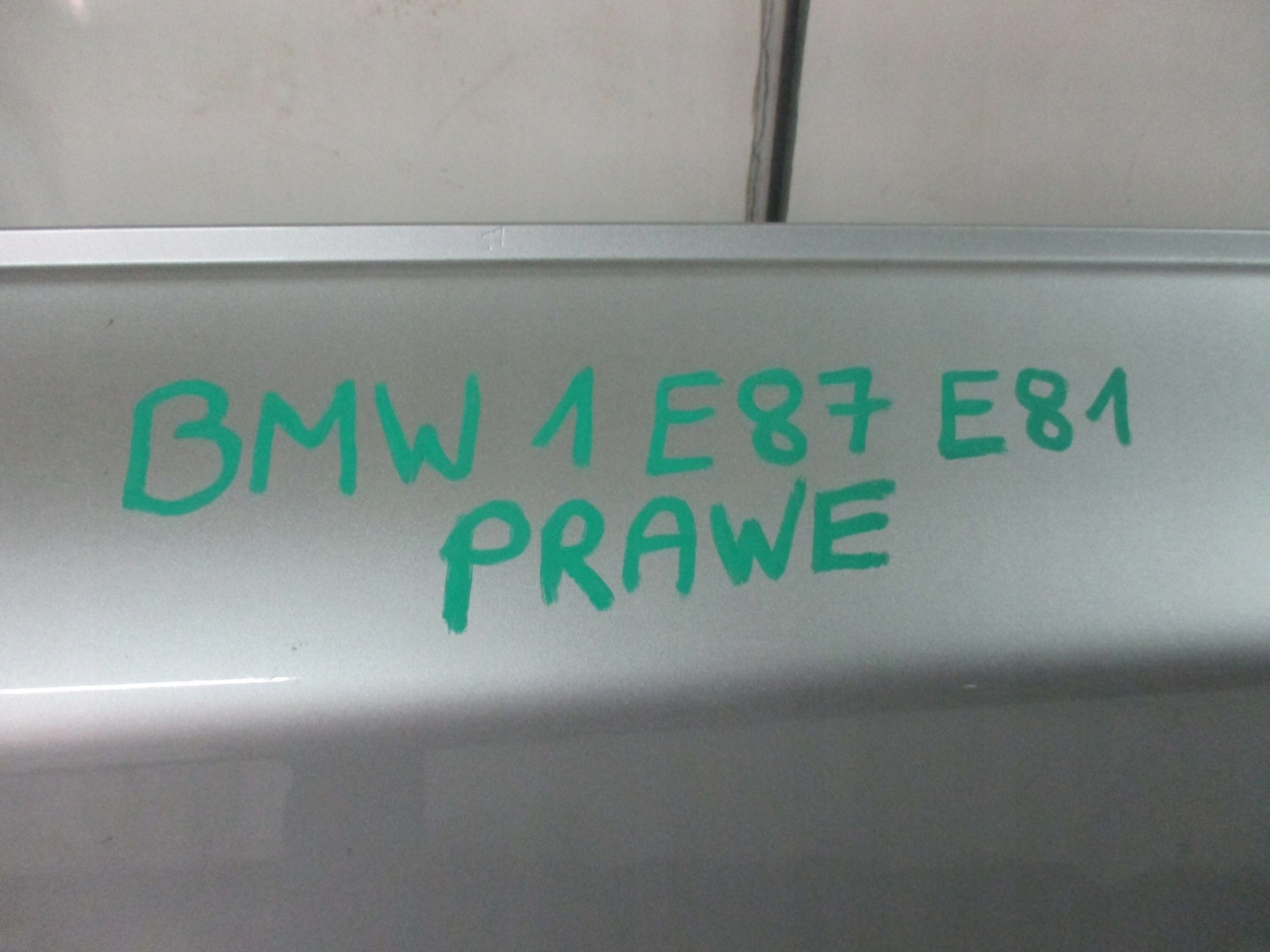 dveře pravý předek přední BMW 1 E87 E81