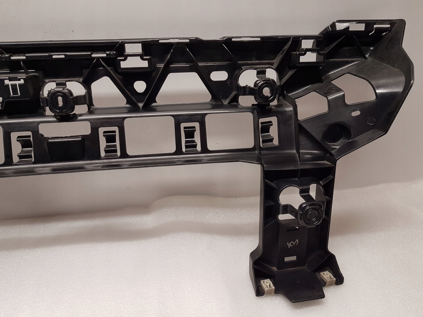 bumper bracket rear part BMW X2 U10 5A329B9
