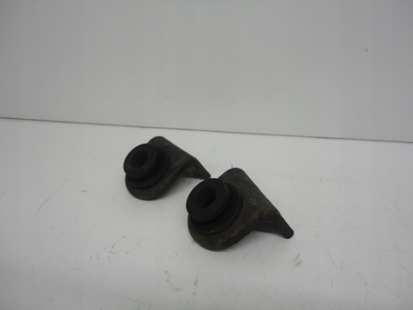 Poignée Support plaque Radiateur KIA SOUL 2008