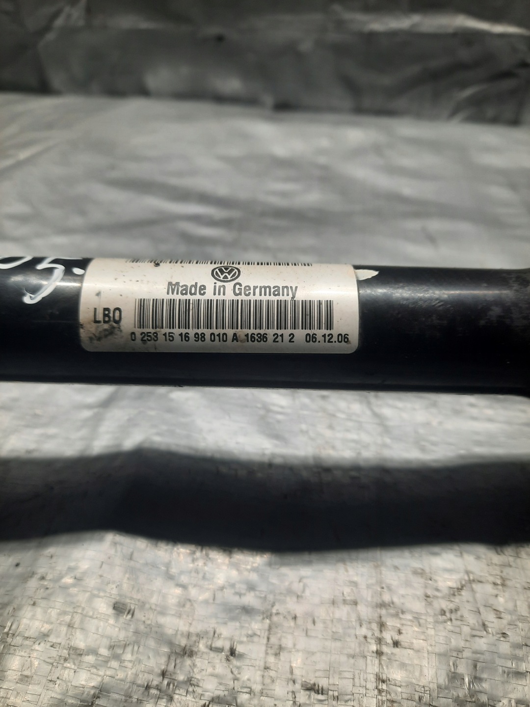 semi-axis left left rear part VW TOUAREG 7L 3.0 TDI BKS