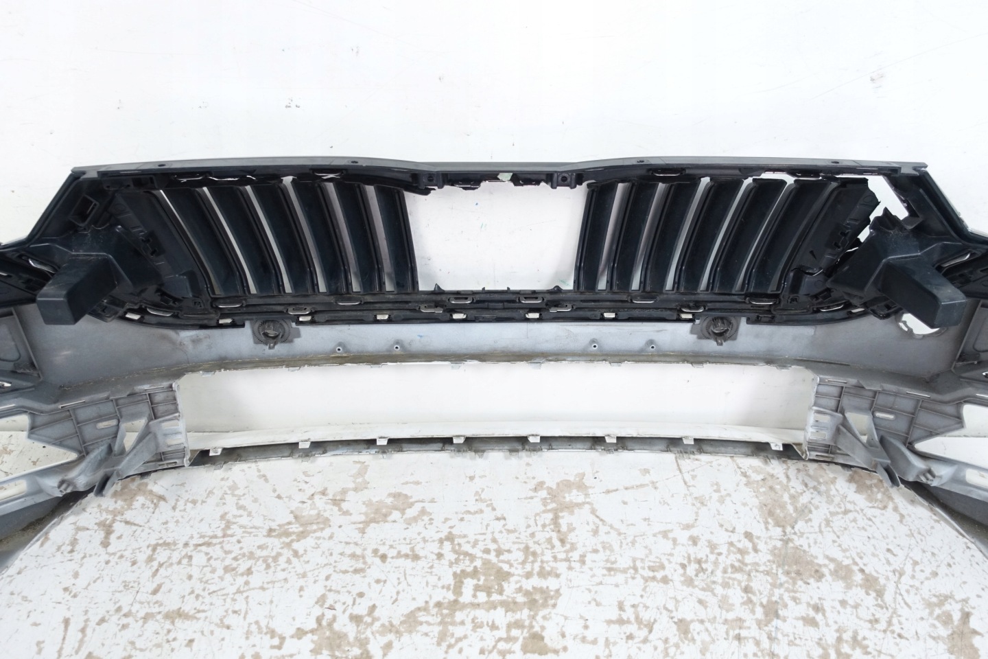 SKODA OCTAVIA IV 2019- bumper front front 5E3807221