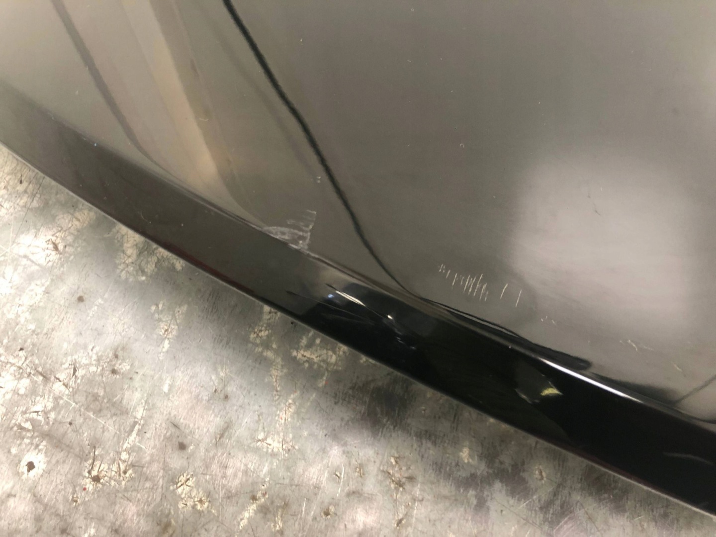 spoiler LOTKA bonnet boot LY9T AUDI Q4 E-TRON 89A827933