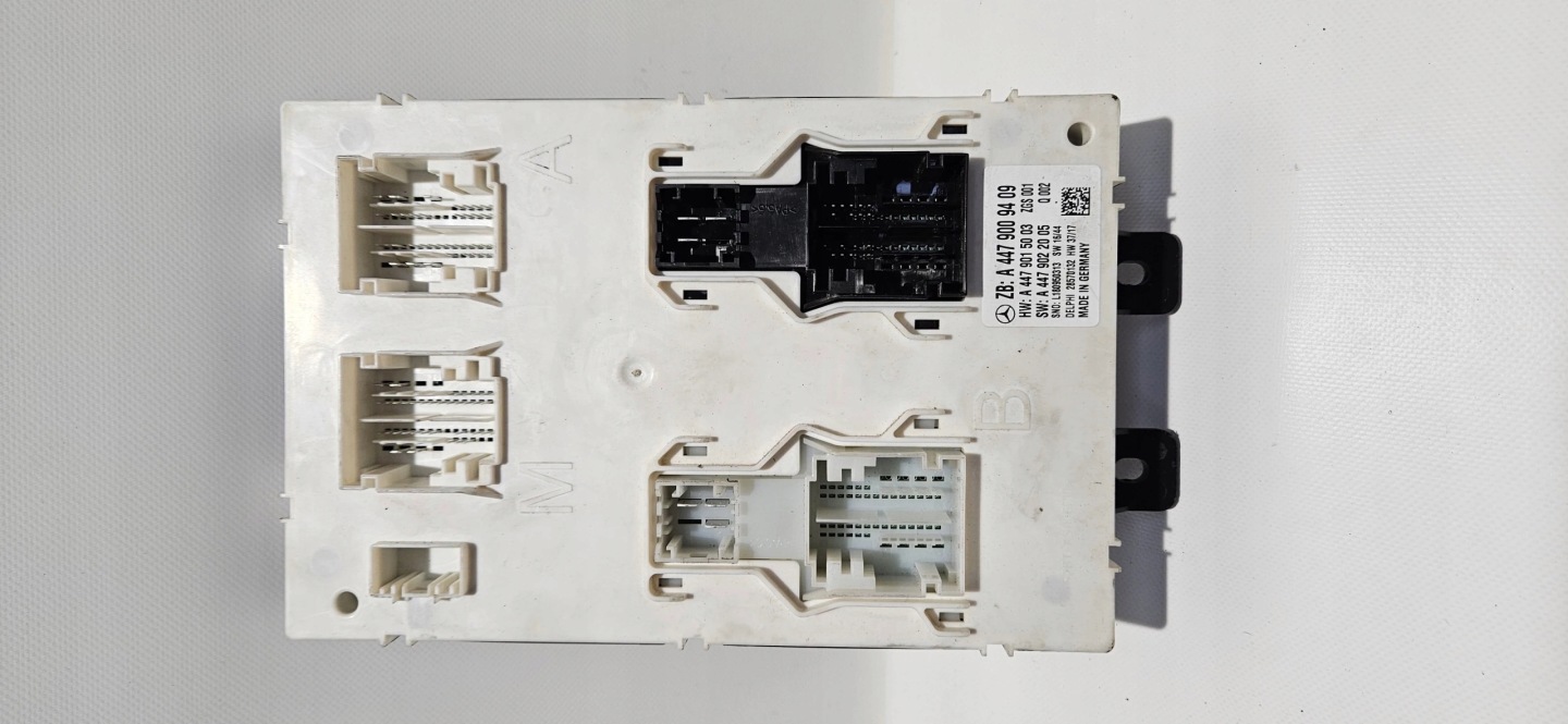 control unit module SAM MERCEDES OE VITO A4479009409