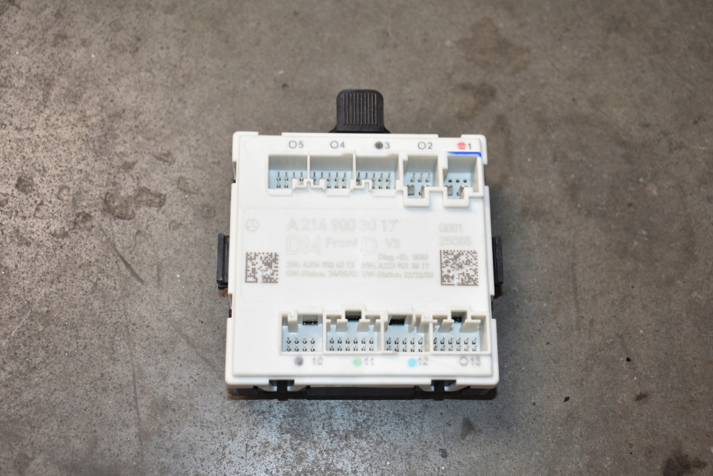 IDEALNY module door left front front MERCEDES W214 1