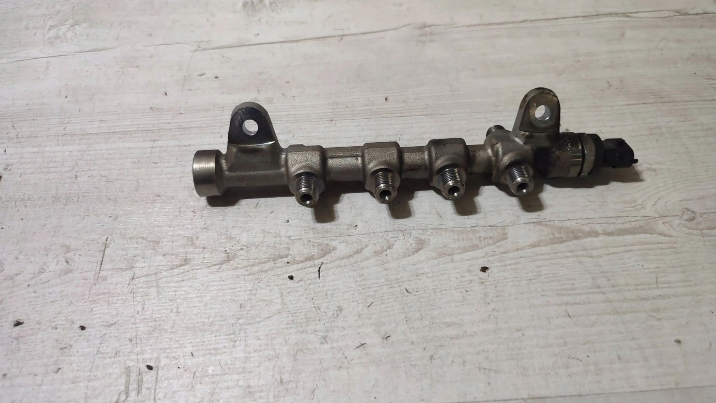 Jeep Cherokee 2015 Rampe injection