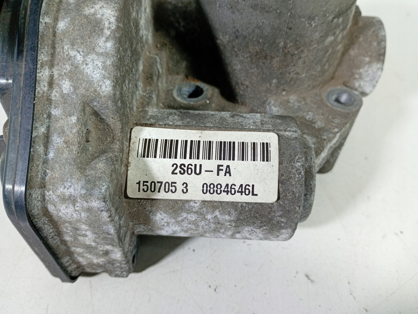 FORD FOCUS MK2 04-10 Valvola a farfalla OE 2S6U-9E937