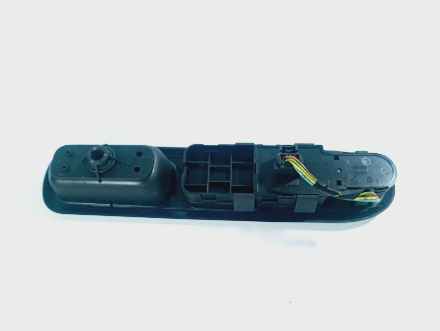 switch switch regulacja windows left Peugeot 407 04-11 OE 96468705XT