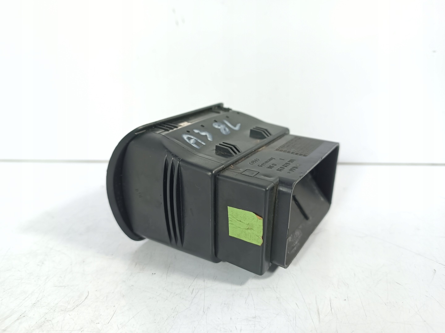 Audi A3 8L 96-03 grid air conditioning devices air left driver´s