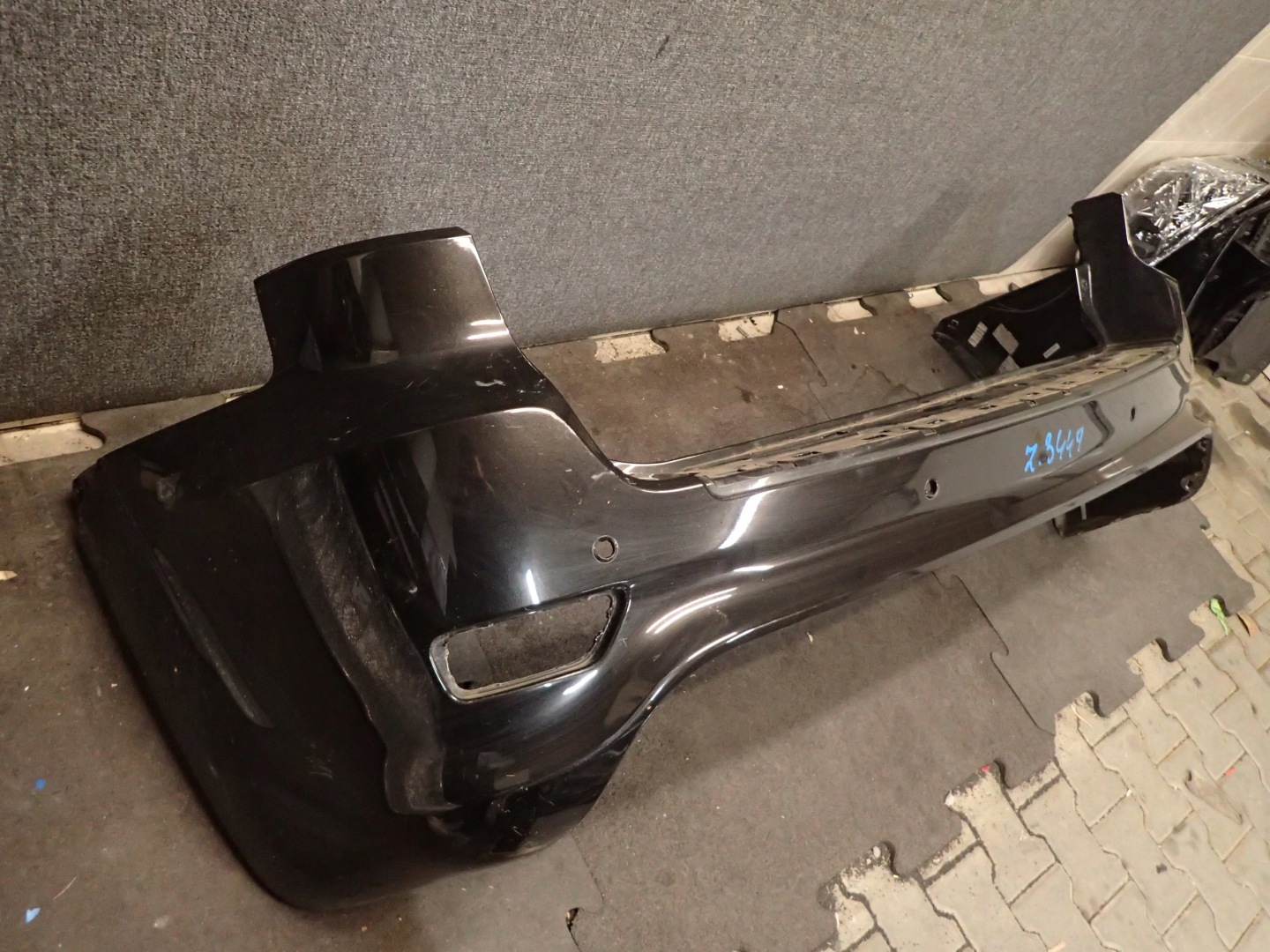 BUMPER REAR PART JEEP GRAND CHEROKEE SRT SRT8 WK2