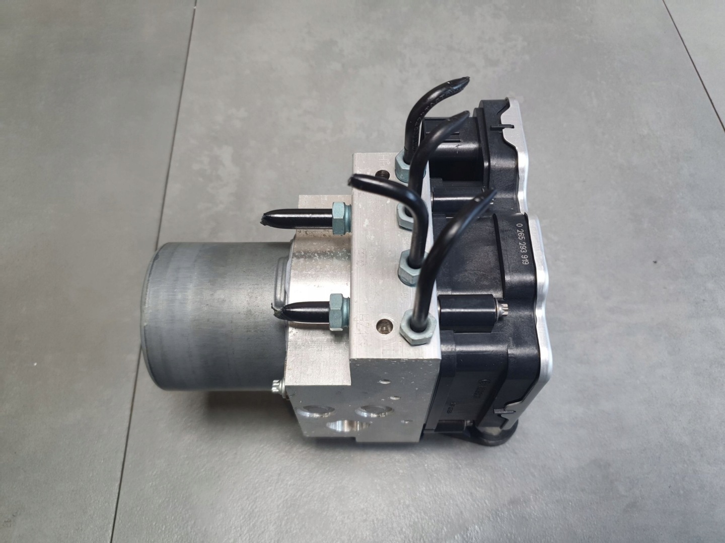 Audi Q8 pump control unit ABS 4M6614517AT 4M6907379AE