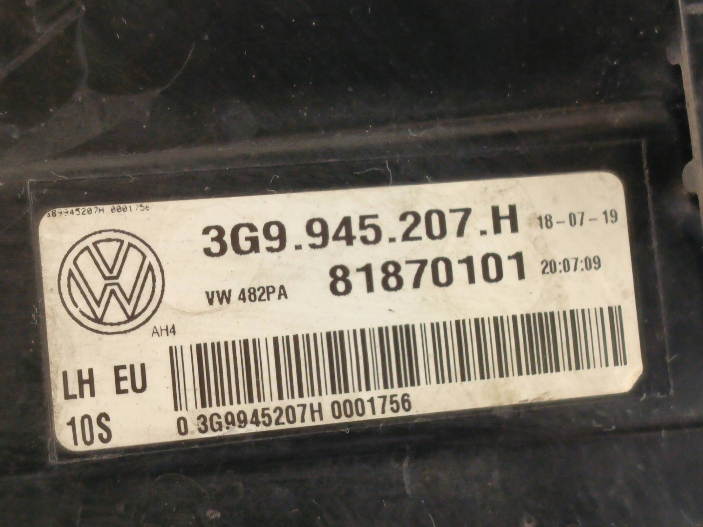 light left rear part 3G9945207H VOLKSWAGEN PASSAT B8 LIFT