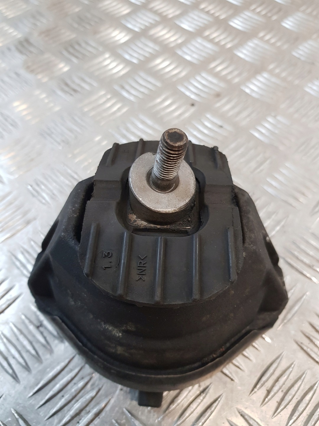 engine mount right 6761092 BMW E61 2.5D 04R