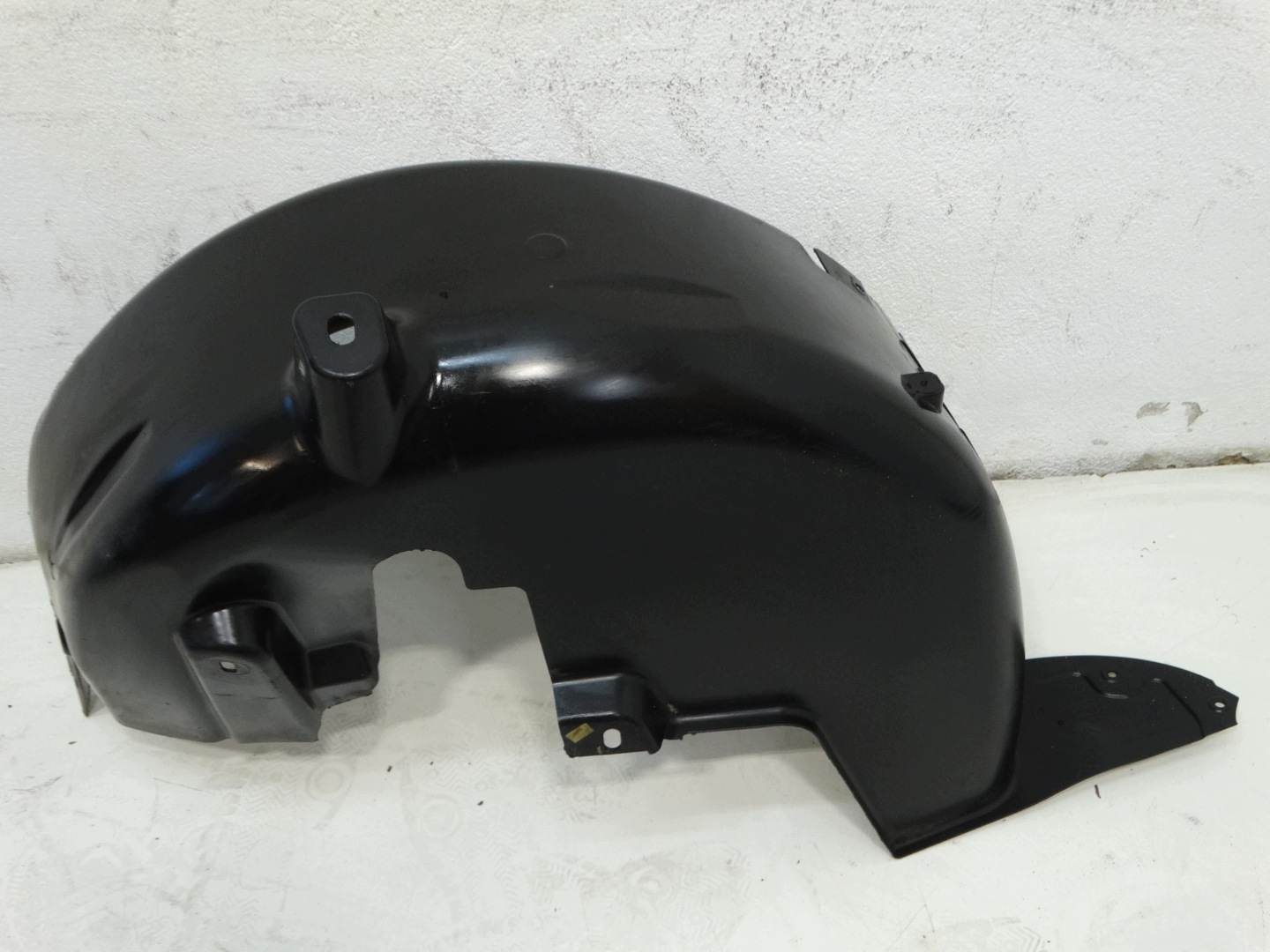 mudguard right rear. CITROEN C4 CACTUS 16R. 9801624280