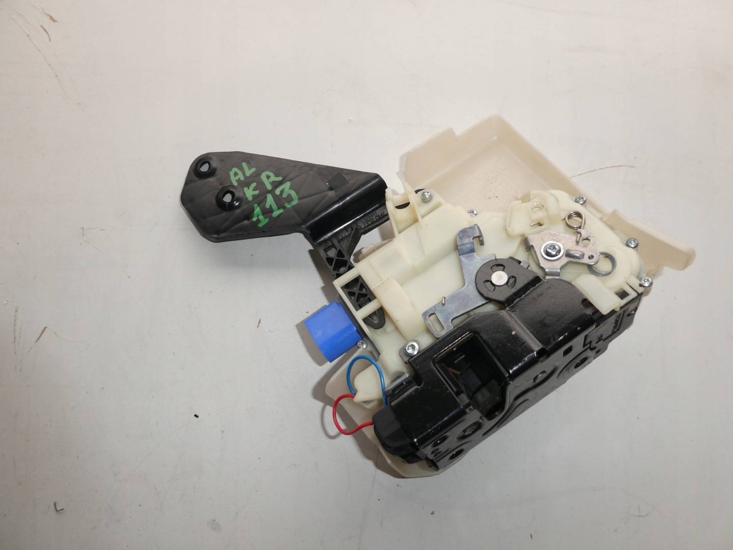 VW T5 LIFT T6 lock door right front 7E1837016B