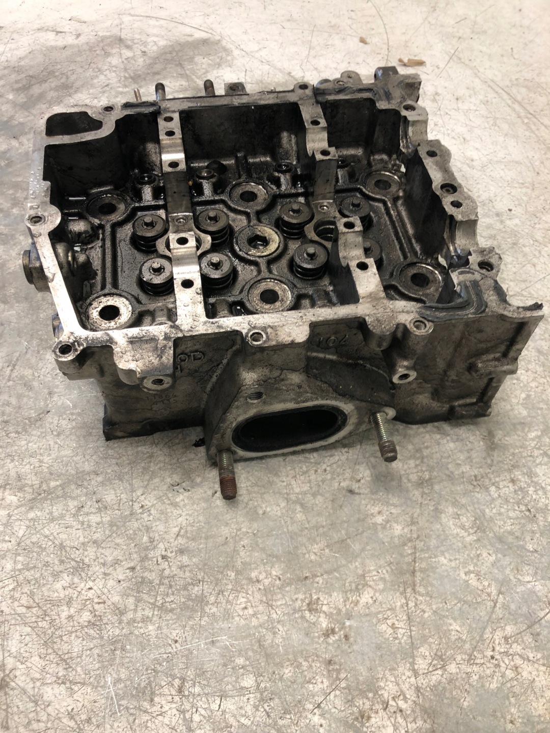 TESTATA SUBARU LEGACY IV 2.0D EE20