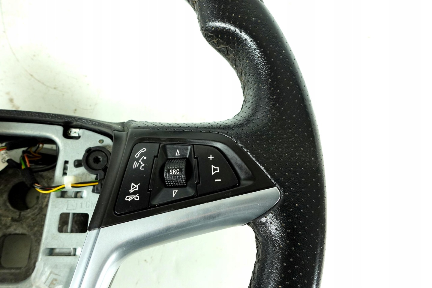 steering wheel, leather leather TEMPOMAT OPEL ASTRA J 4 IV 13351022