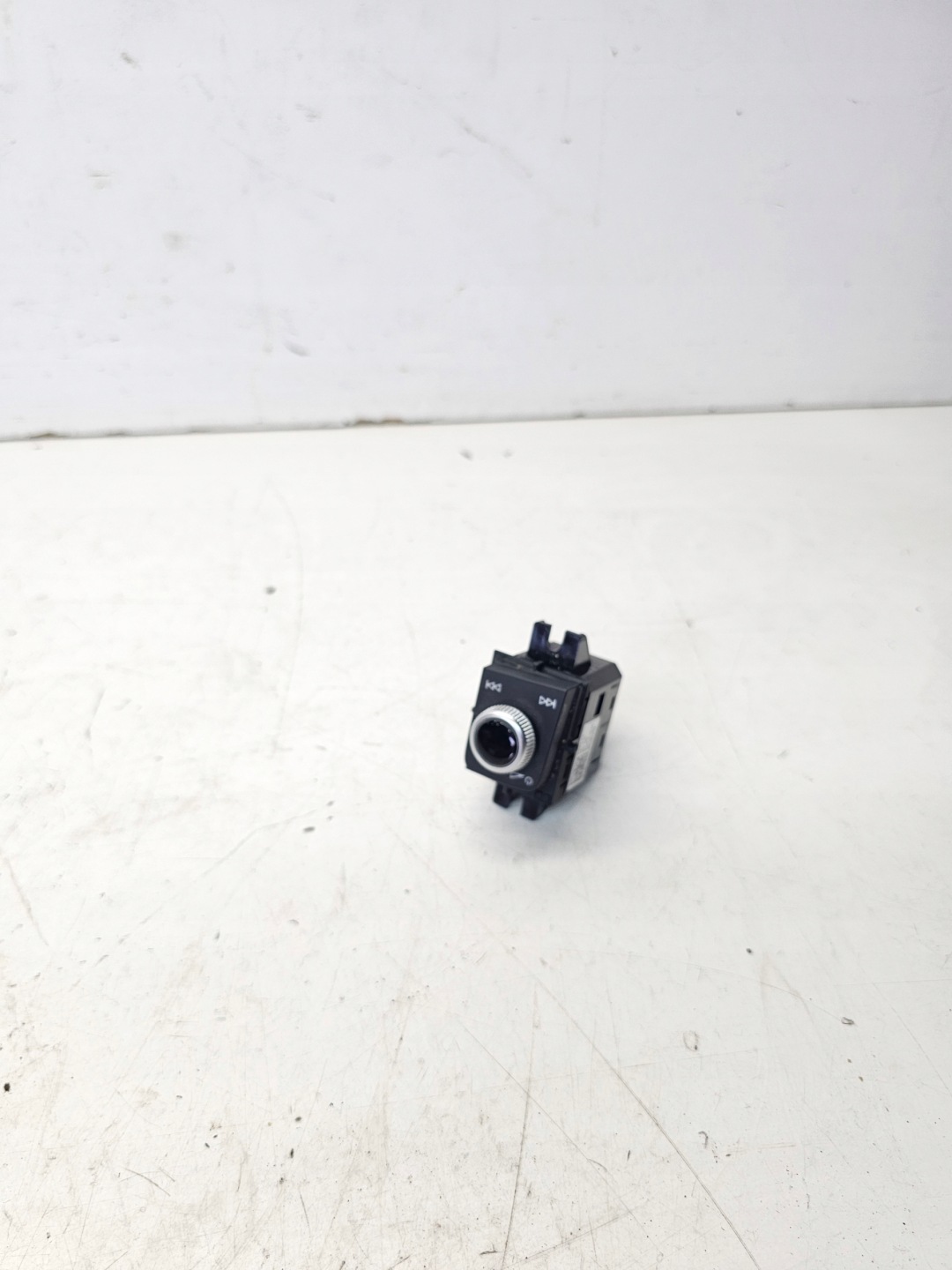 REGULATOR GLOSNOSCI RADIA AUDI Q5 FY 80B919616