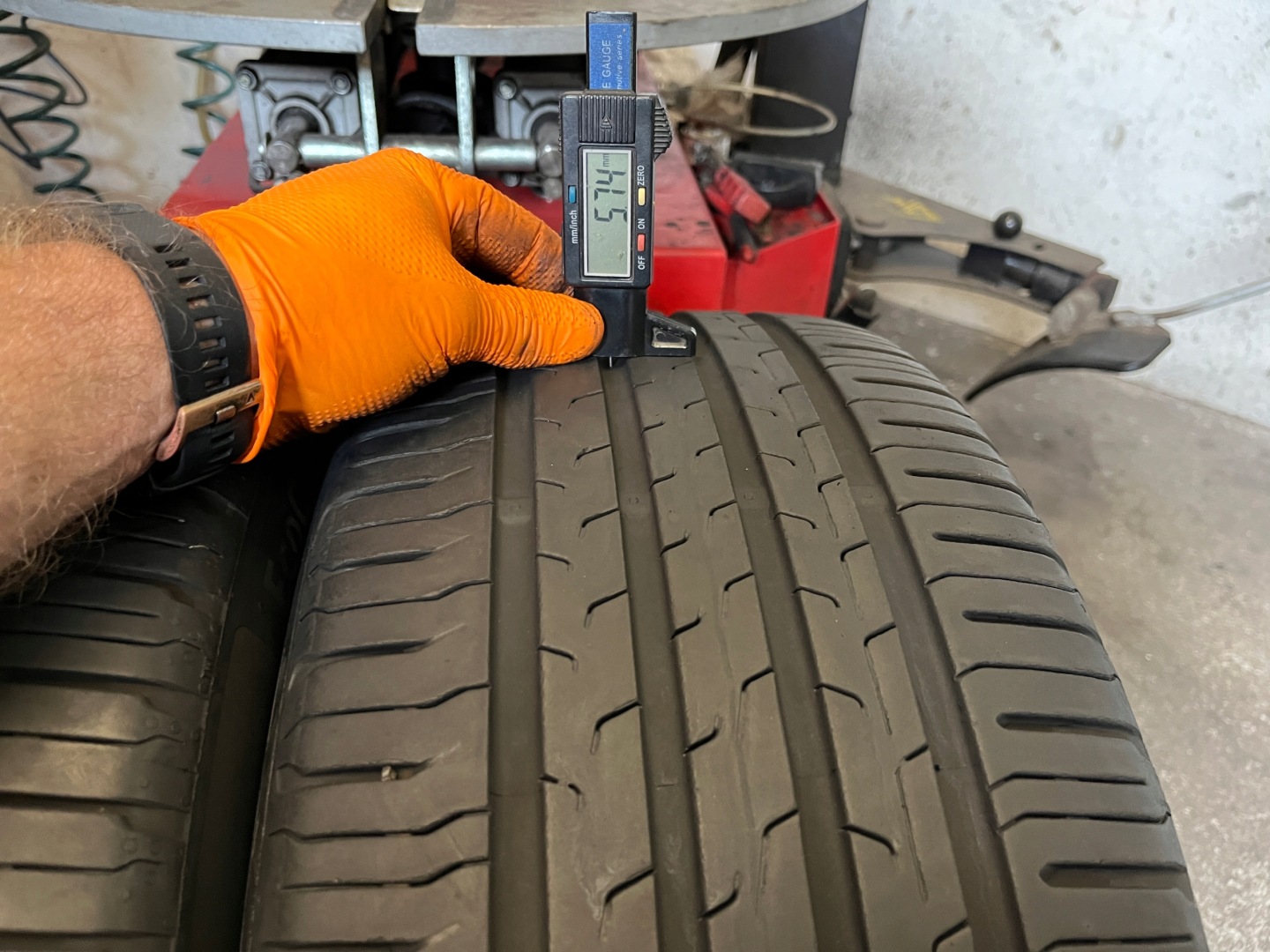 2 tyres summer 225/45R18 95Y Continental EcoContact 6 6mm
