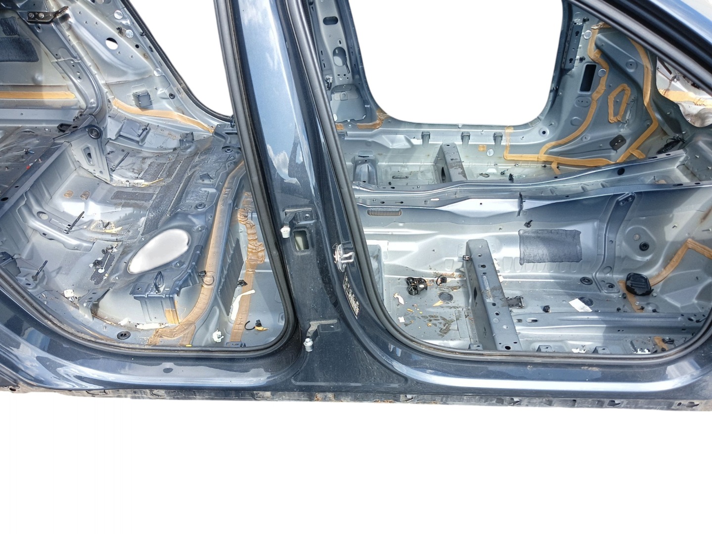 threshold right pillar central VOLVO V90 II CC LAK: 492-46 (16-20)