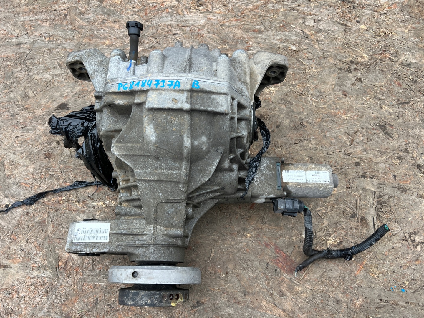 JEEP GRAND CHEROKEE WK2 3.0 CRD 4WD diff differential rear part 3.45 blocking