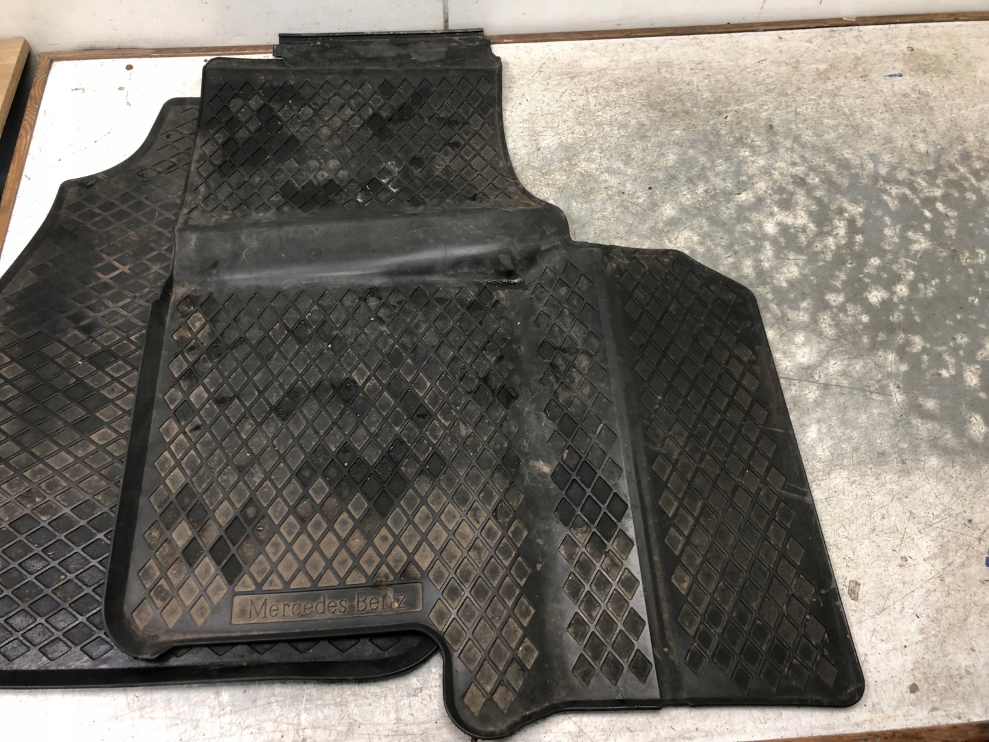 mats rubber MERCEDES SPRINTER W906 B66570009