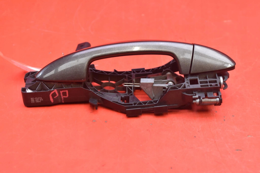 handle right front front LB8R 3C8839886 VW PASSAT CC LIFT 12-17