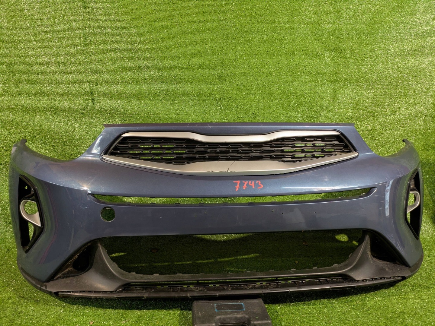 front bumper front KIA STONIC 17- without PDC NR.Z7743
