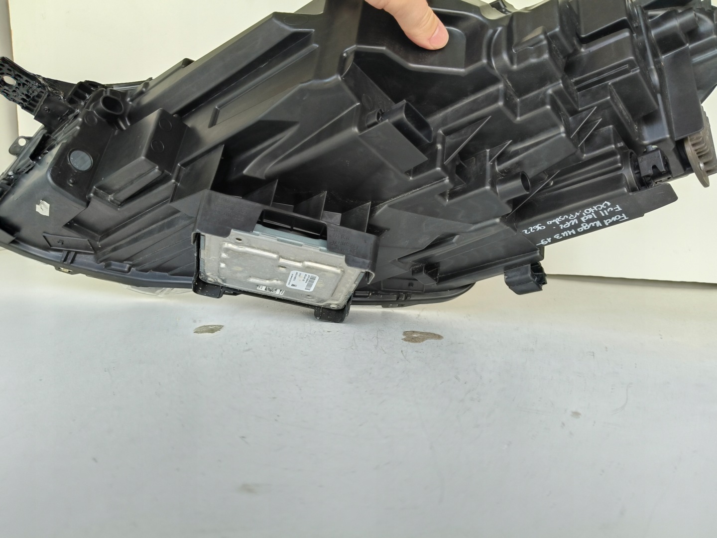 light right REFLEKTOR FORD KUGA MK3 19- FULL LED