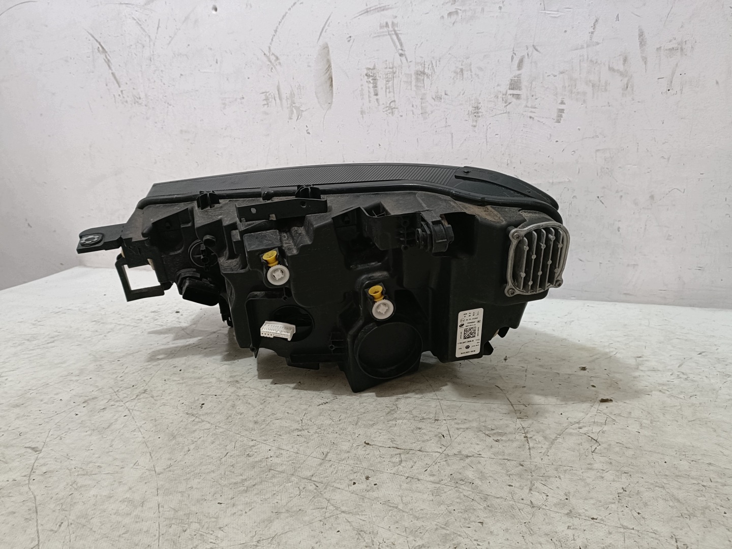 VOLKSWAGEN ID.4 ID4 ID.5 ID5 20- light right front FULL LED 11B941006B