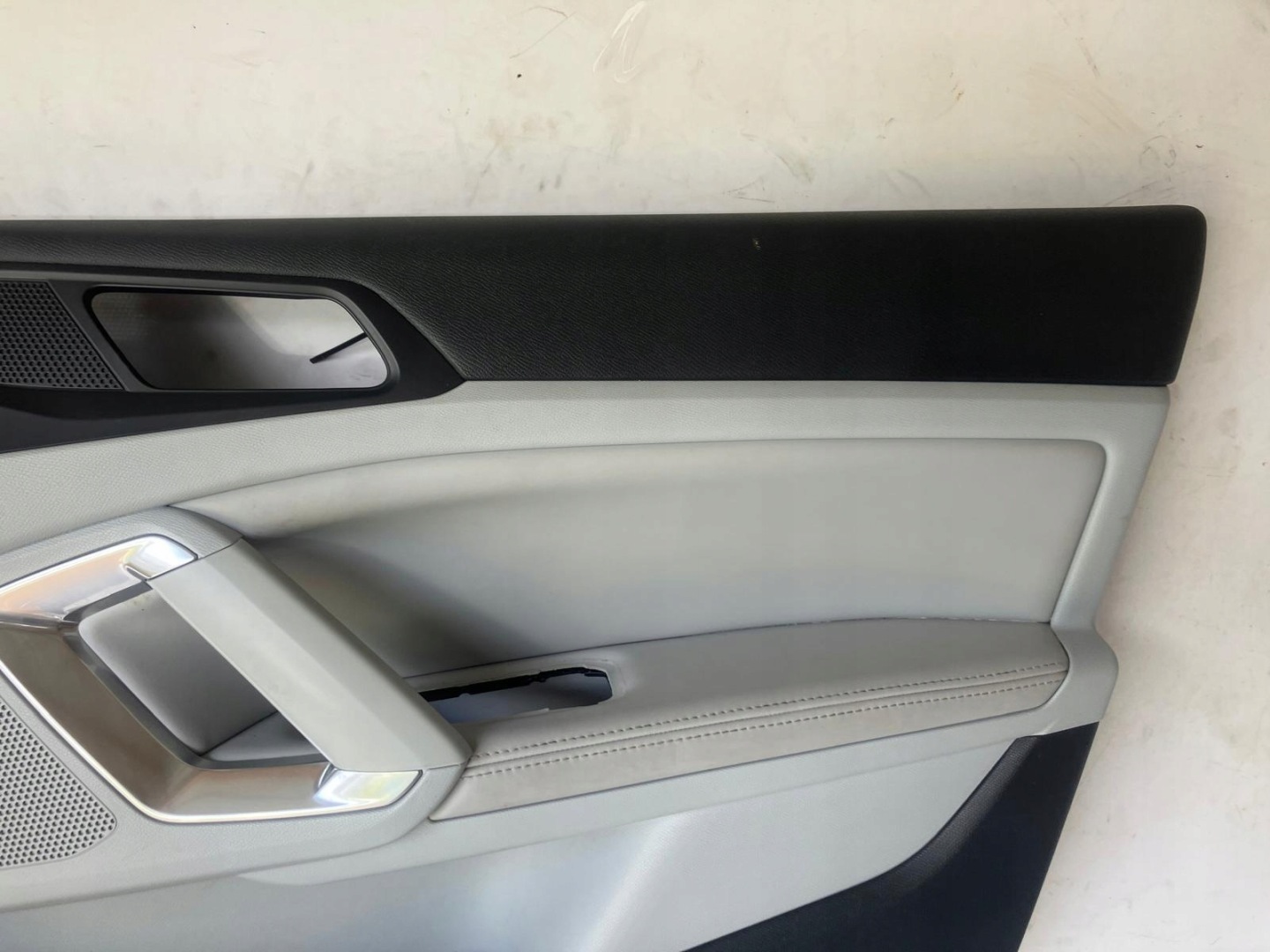 side door right front PEUGEOT 308 T9 JASNA leather