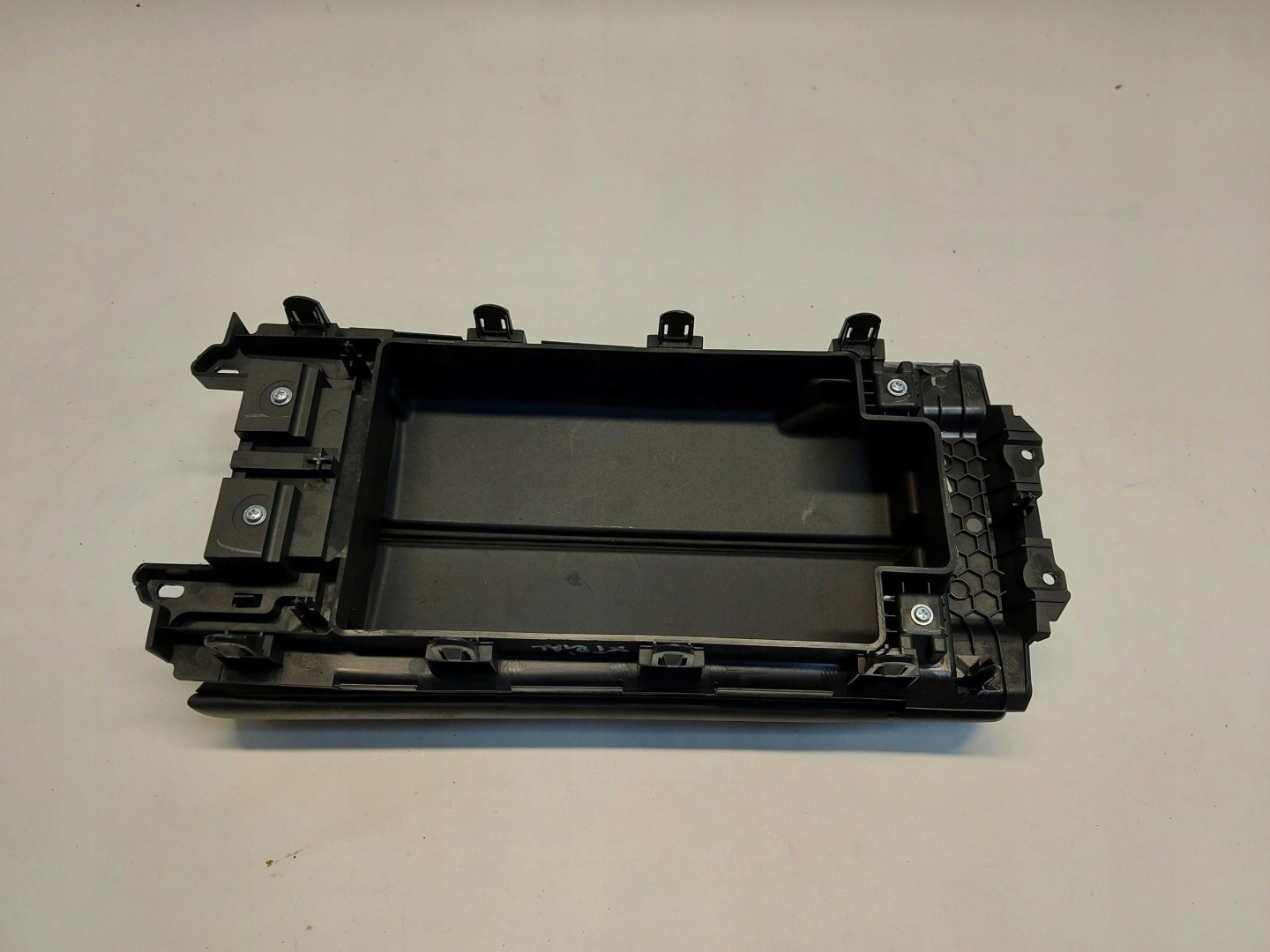 Nissan X-TRAIL T33 IV 2023 armrest leather