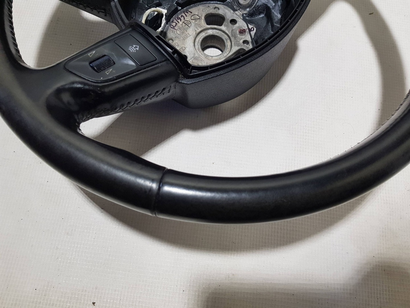 volan Audi Q7 4L A6 C6 A8 D3 A5 8T A4 B7 4F0419091AH