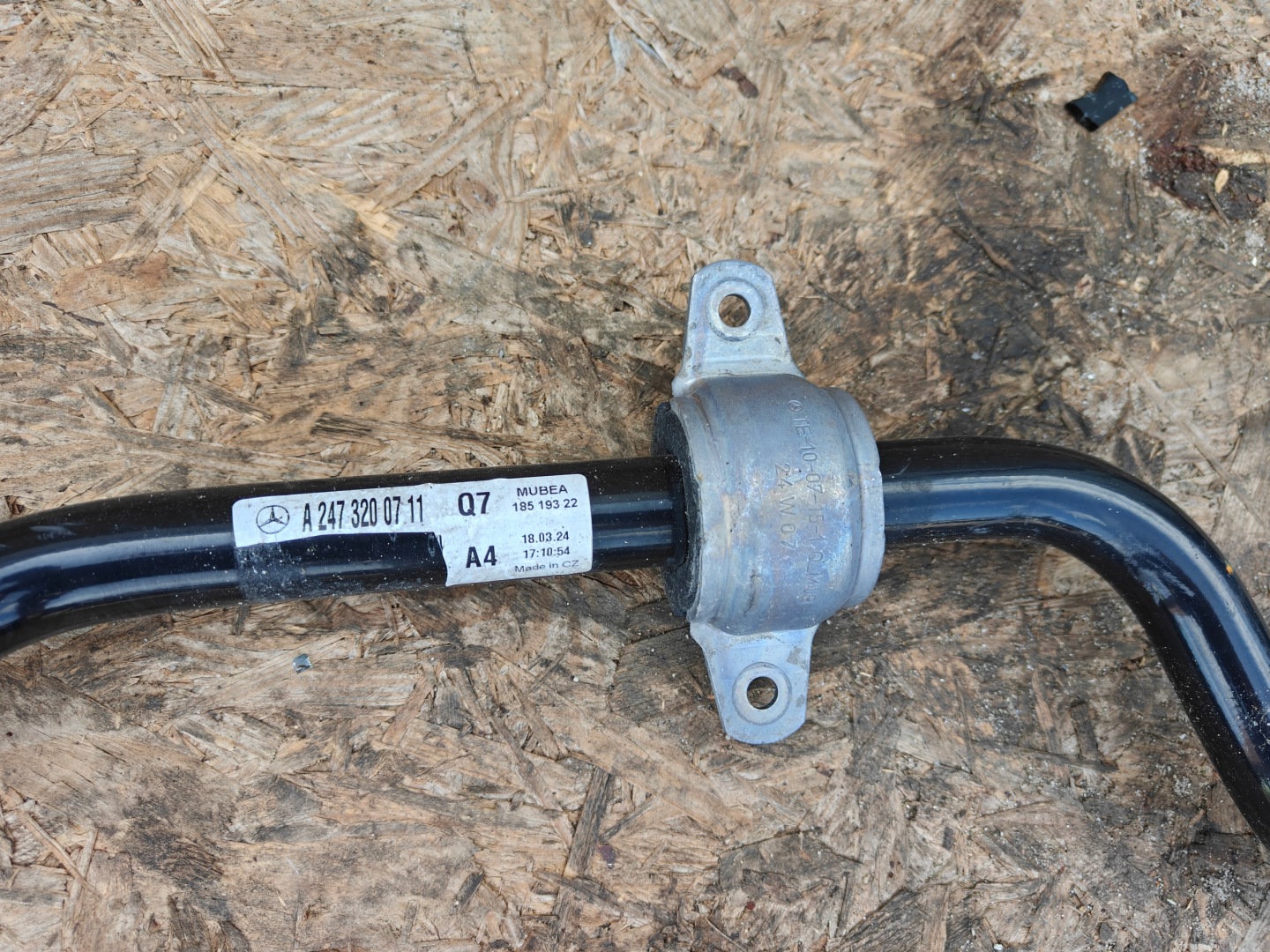 stabilizer rod front KOMPLET MERCEDES GLA H247 W247 X247 A2473200711